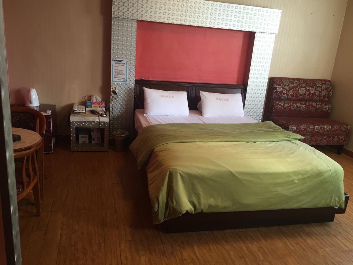 Prince Hotel Kvangdzsu Kültér fotó