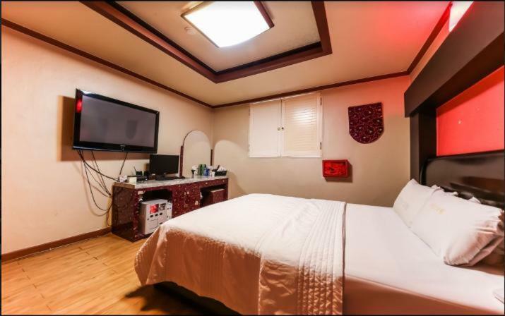Prince Hotel Kvangdzsu Kültér fotó